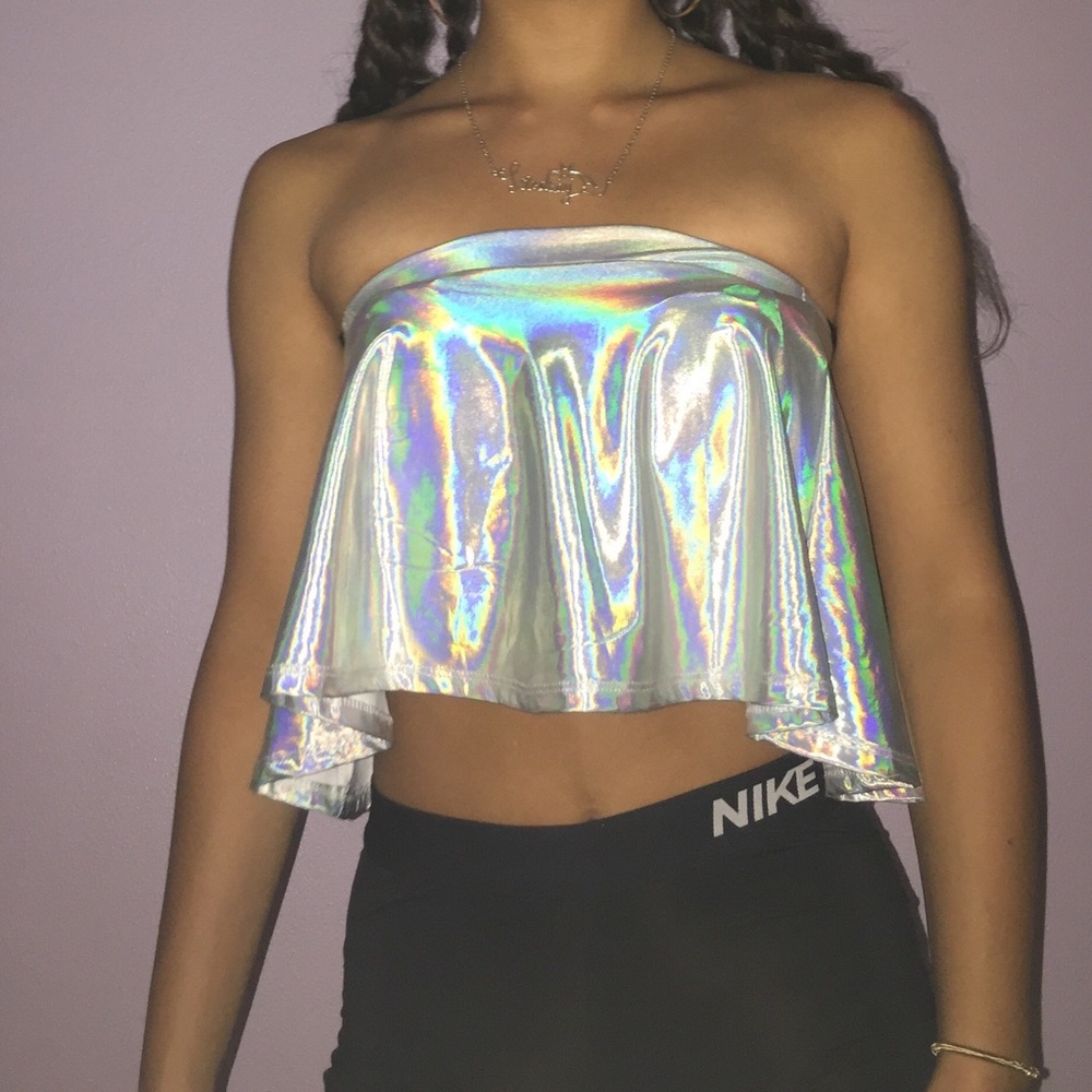 🖤 NWT Holographic tube top🖤